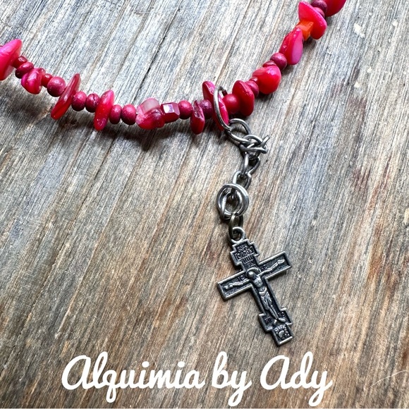 Alquimia Red coral Beaded Necklace with Cross Pendant - Picture 4 of 7